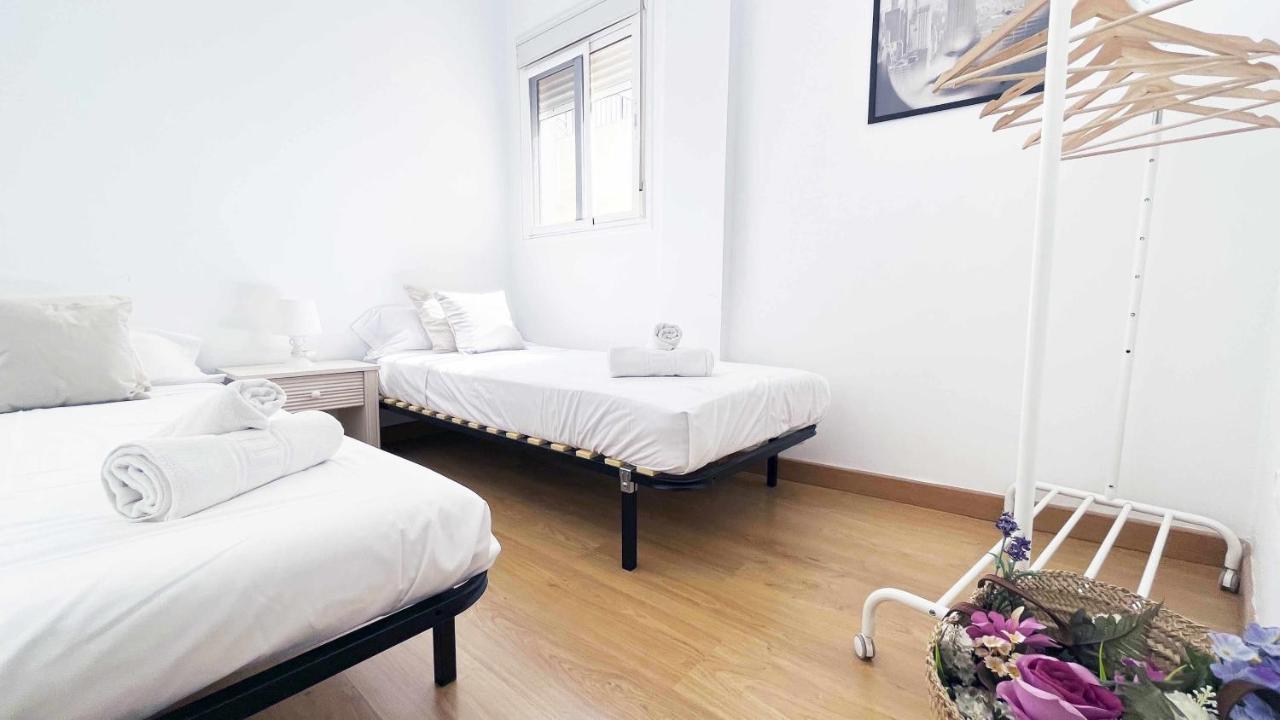 Апартаменты Maravilloso Apartamento Centro Малага Экстерьер фото
